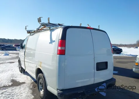 2016 Chevrolet Express 2500 Work Van from USA, damaged, VIN 1GCWGAFF4G1118399